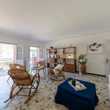 Joivy Spacious 2 Bedroom Apt With Terrace At The Heart Of The ヴェルナッツァ エクステリア 写真