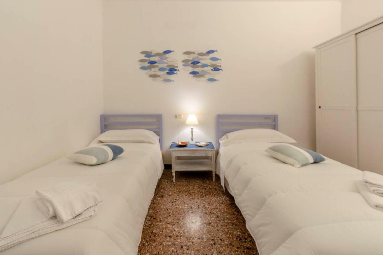 Joivy Spacious 2 Bedroom Apt With Terrace At The Heart Of The ヴェルナッツァ エクステリア 写真