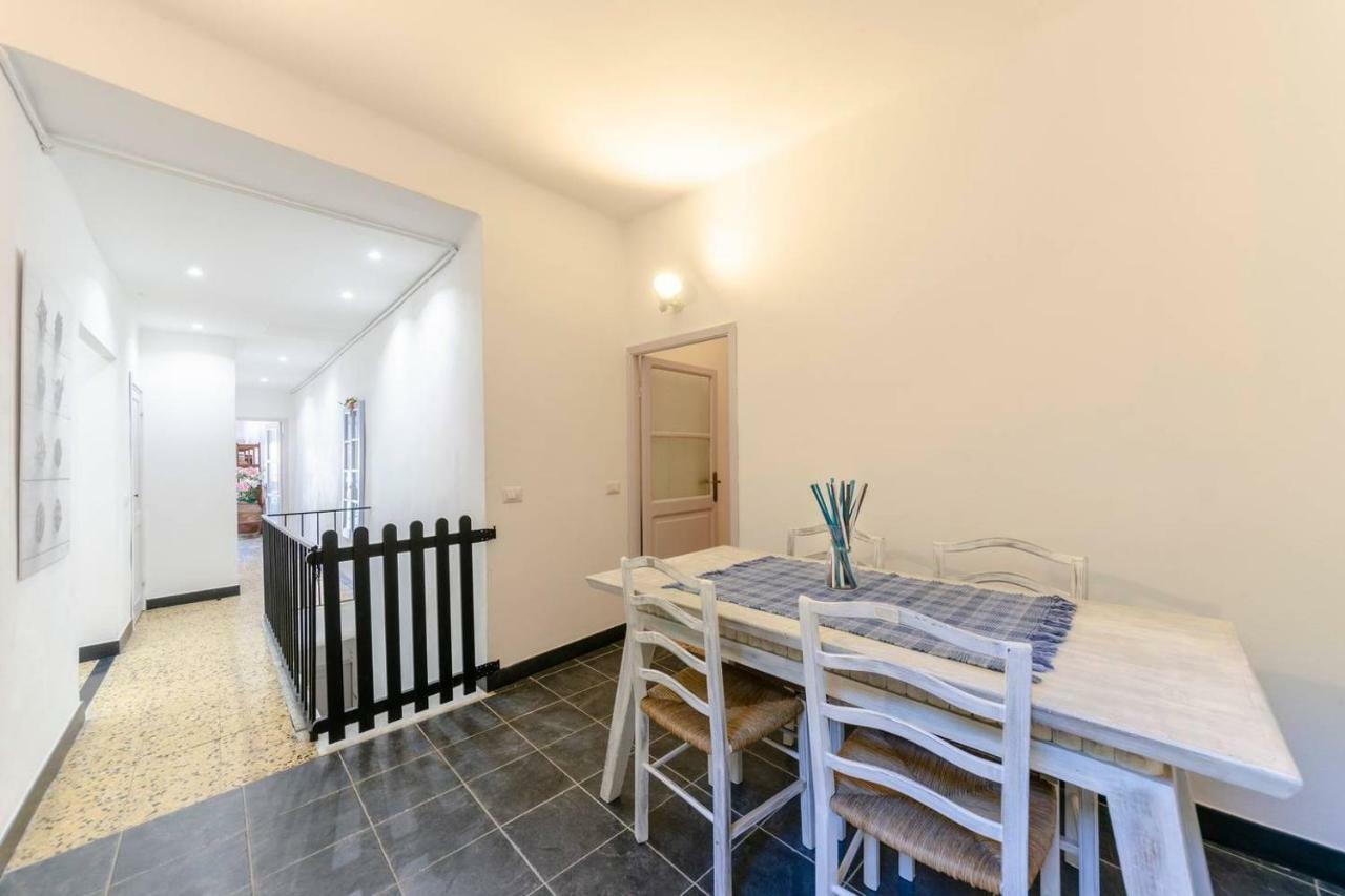 Joivy Spacious 2 Bedroom Apt With Terrace At The Heart Of The ヴェルナッツァ エクステリア 写真